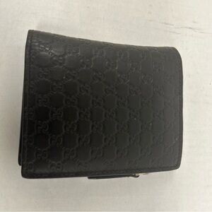 Beown Embossed Leather Wallet